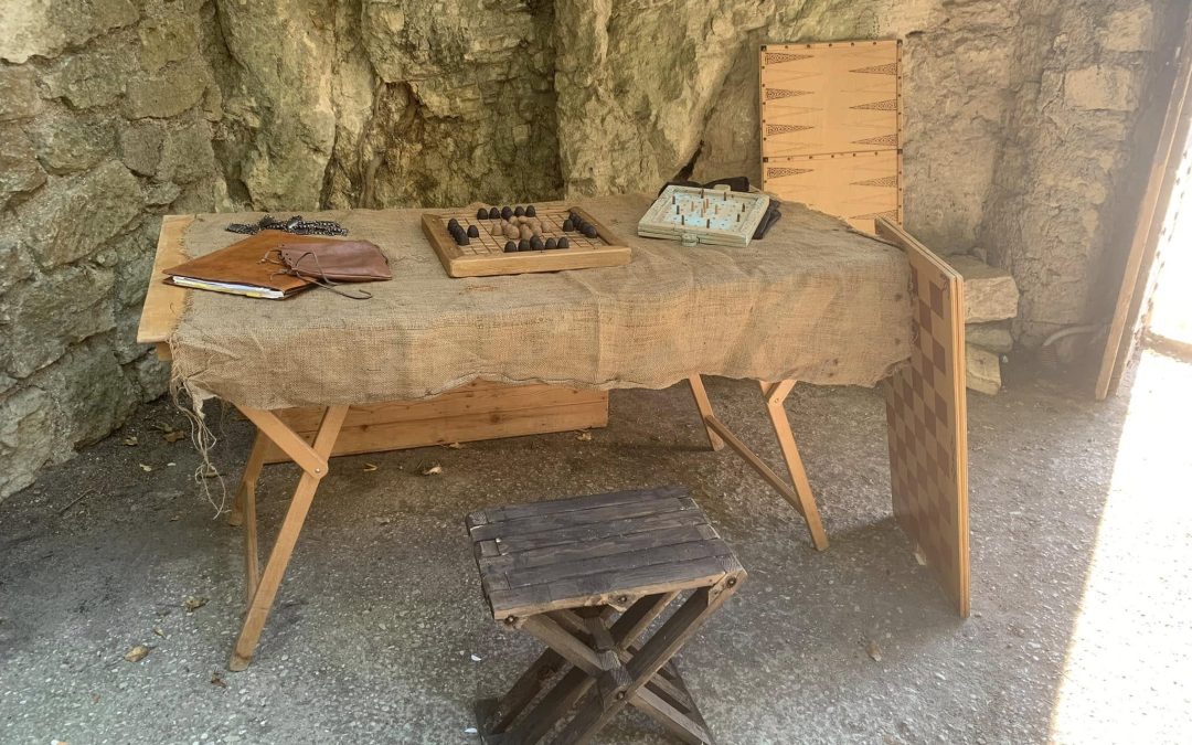 Mensile Agosto: I Barattieri